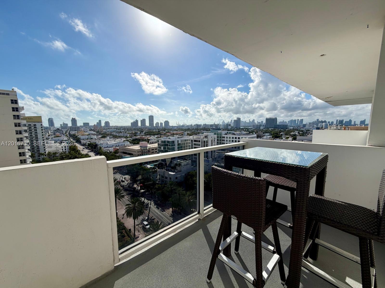 THE DECOPLAGE CONDO - Residential Lease