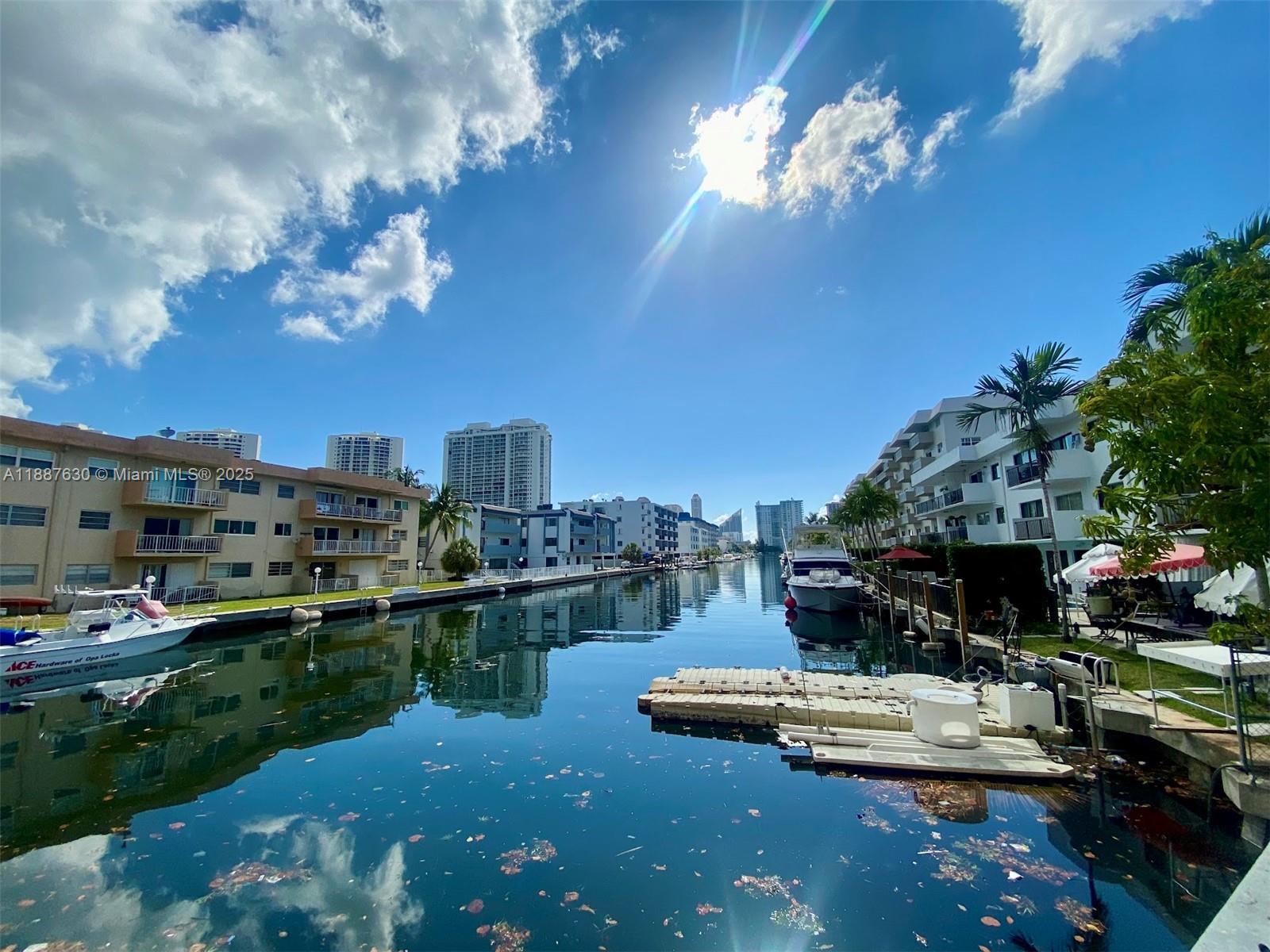 FLORENCE CONDO - Residential Lease