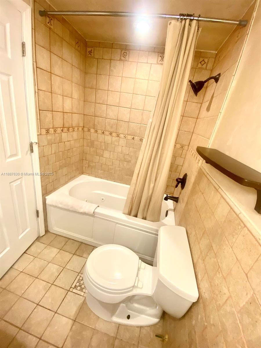 FLORENCE CONDO - Residential Lease