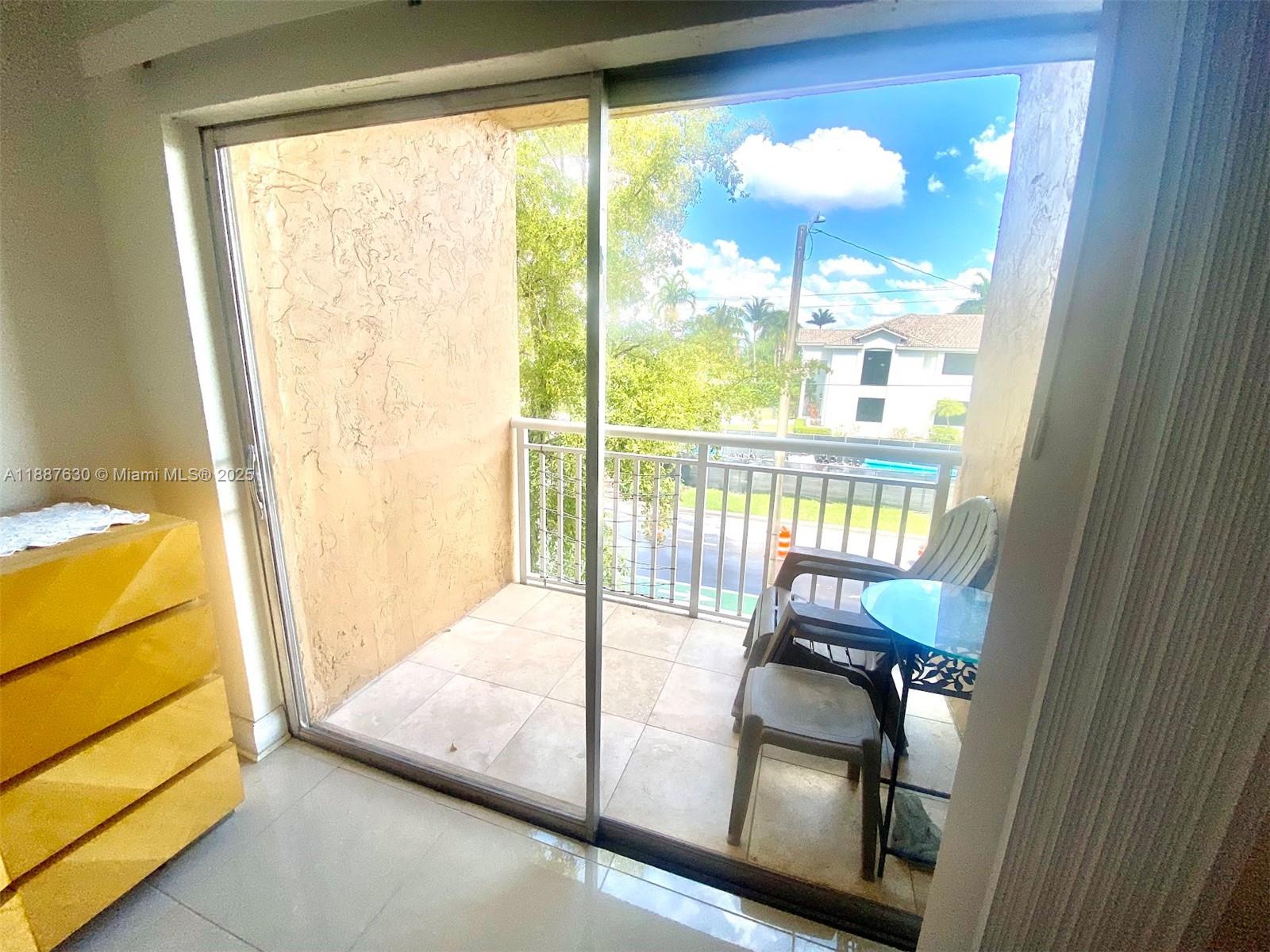 FLORENCE CONDO - Residential Lease