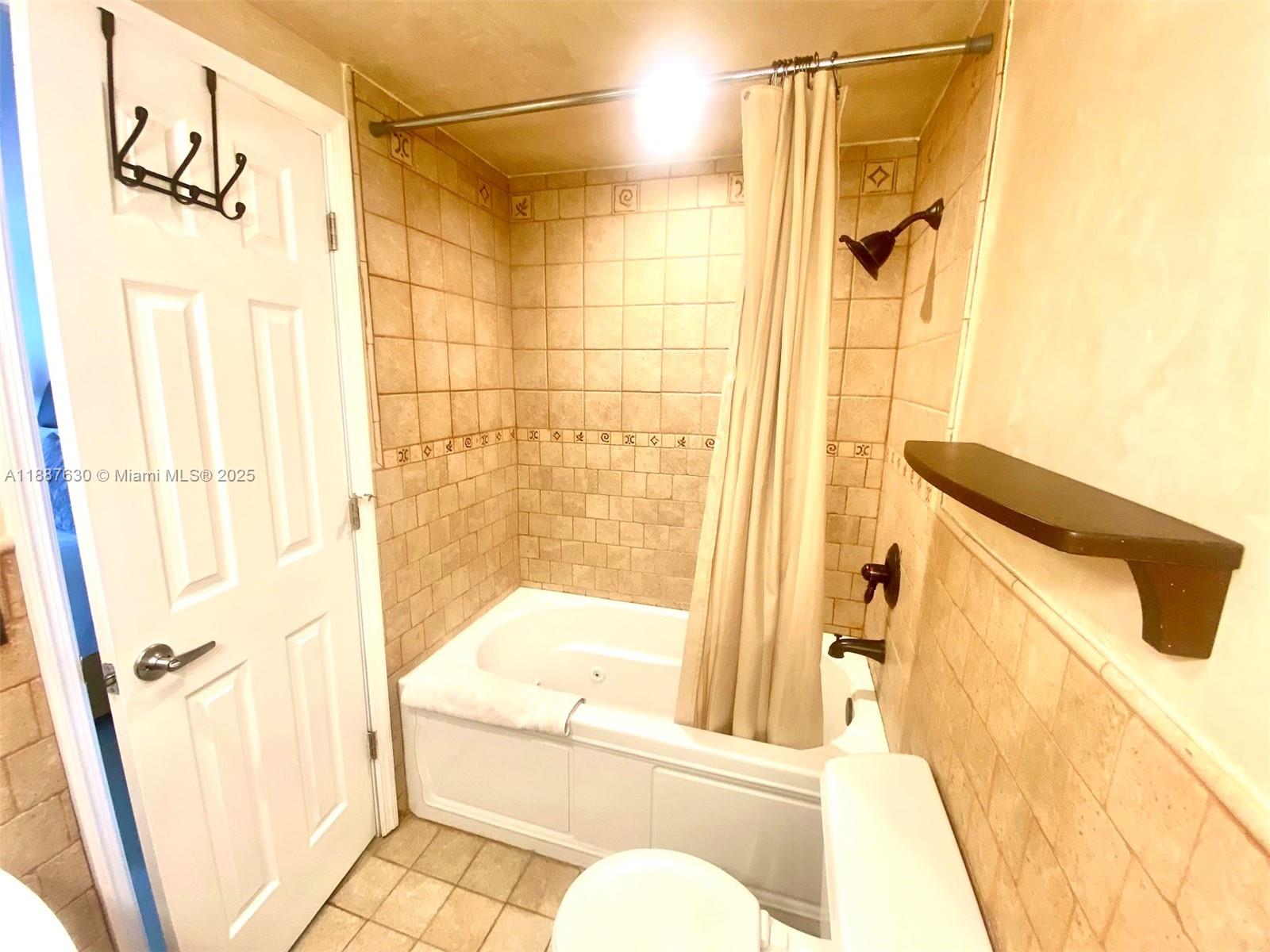FLORENCE CONDO - Residential Lease