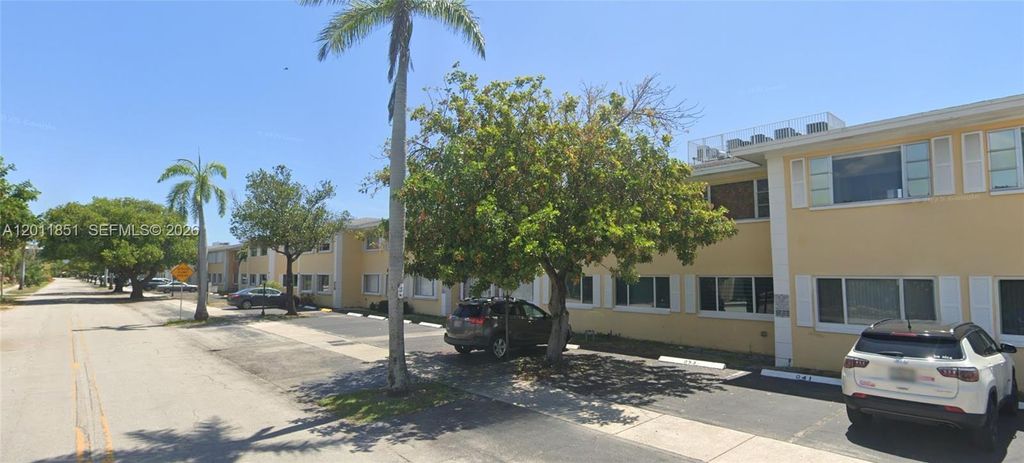 Photo of 5840 NE 22nd Way #728, Fort Lauderdale, FL 33308 (MLS # A12011851)