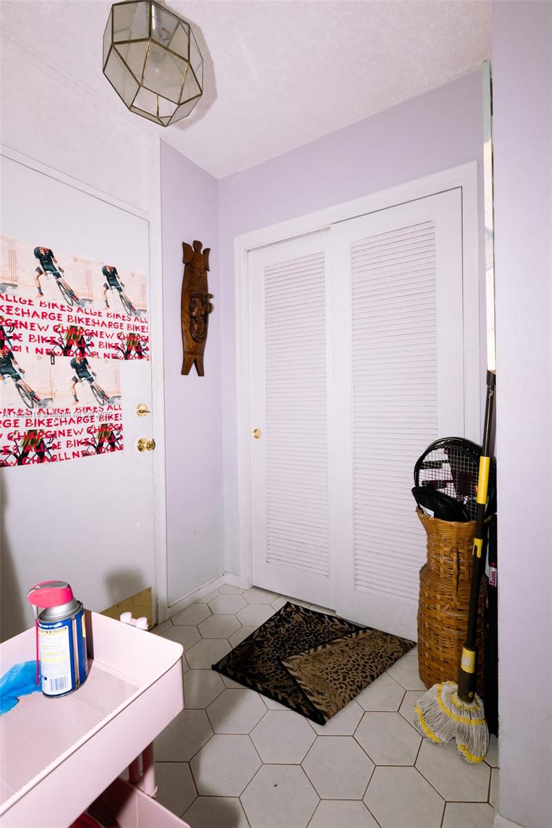 MEADOWBROOK TOWERS CONDO E - Residential