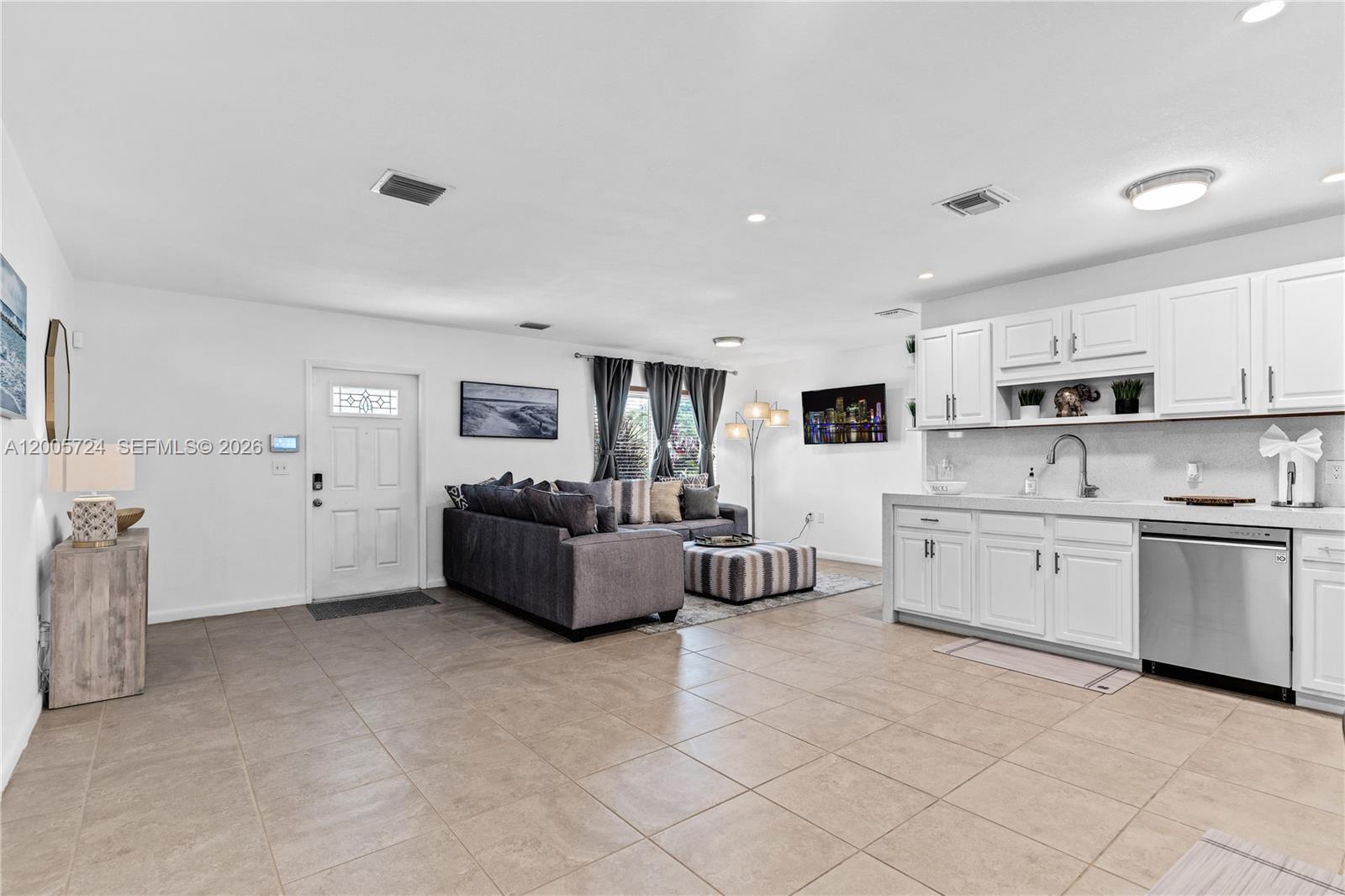 SKY VISTA 6TH ADDN - Residential Lease