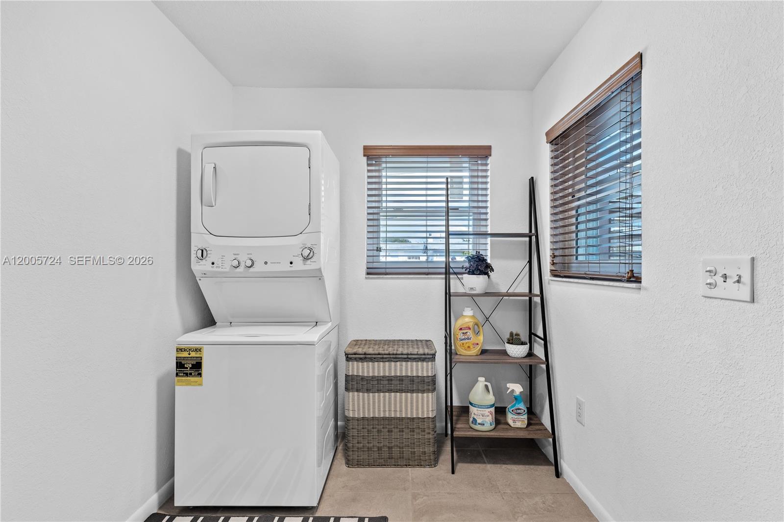 SKY VISTA 6TH ADDN - Residential Lease