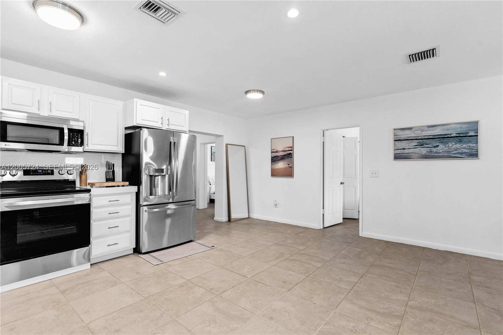 SKY VISTA 6TH ADDN - Residential Lease