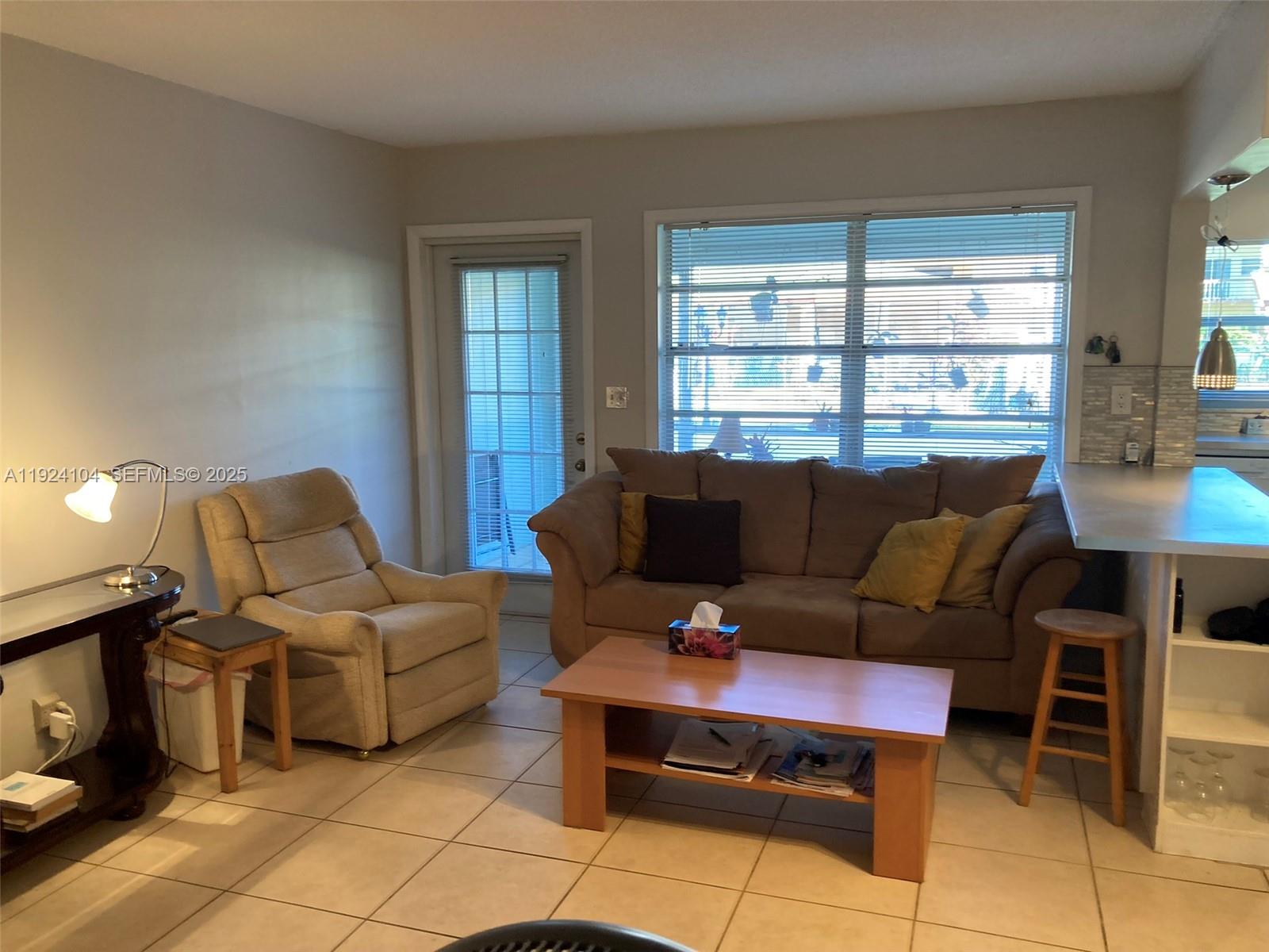 BEVERLY HILLS CONDO NUMBE - Residential