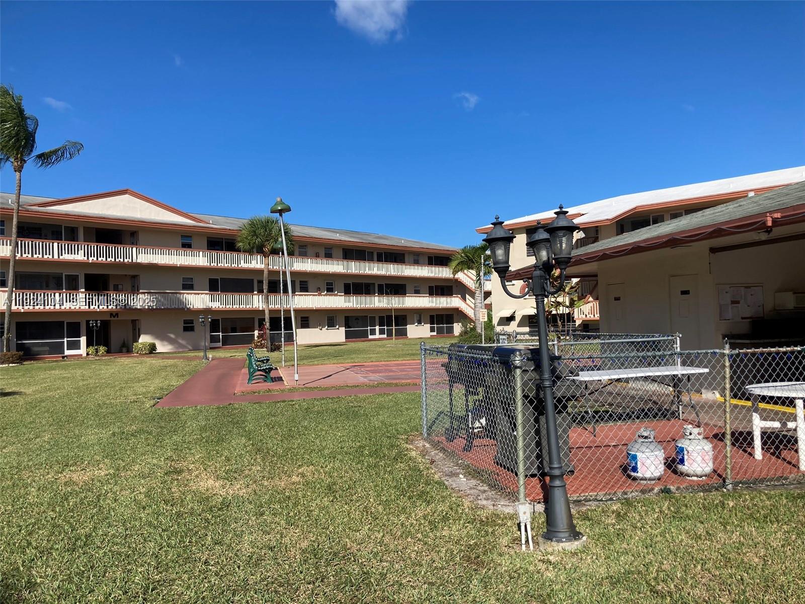 BEVERLY HILLS CONDO NUMBE - Residential