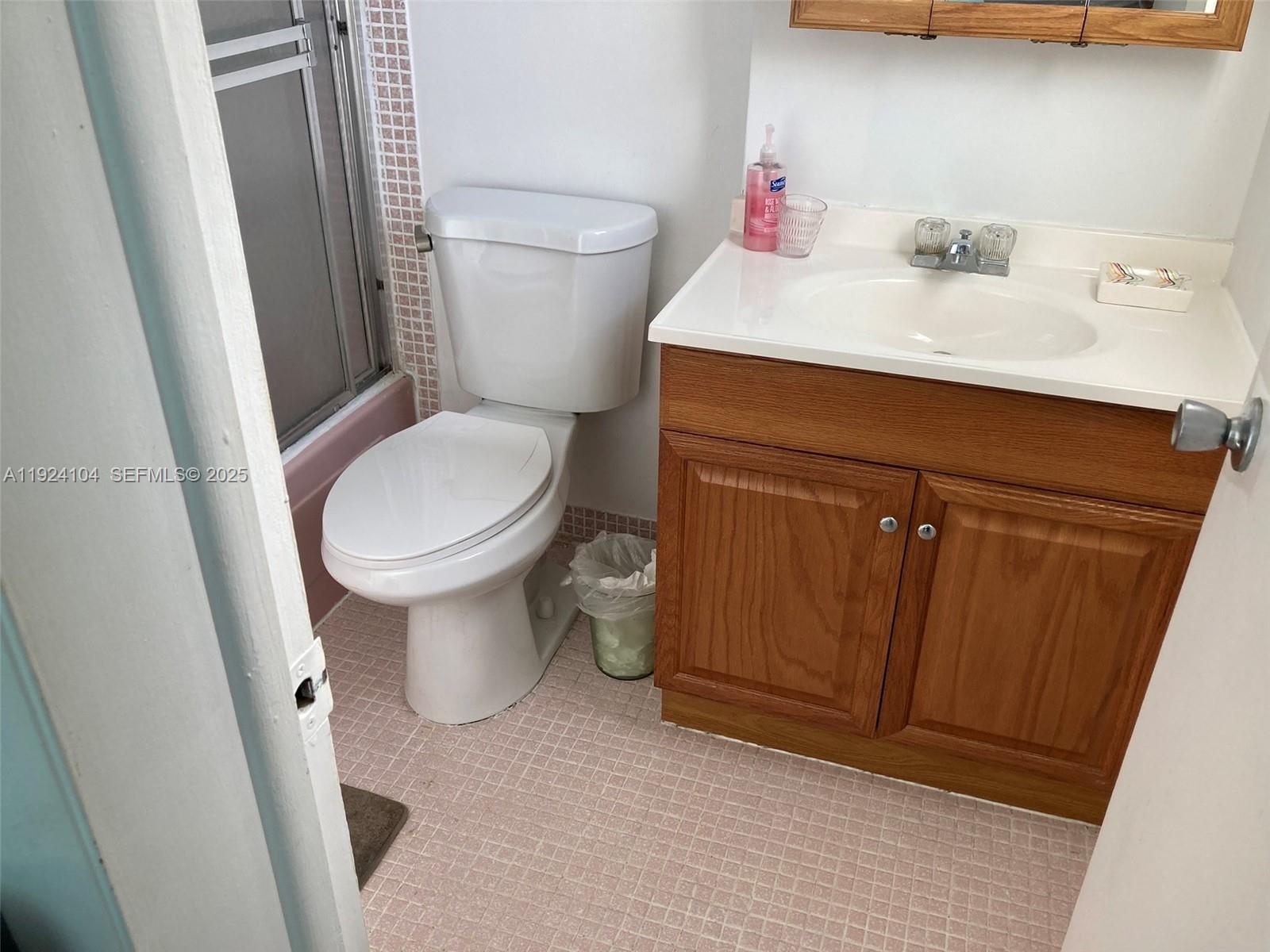 BEVERLY HILLS CONDO NUMBE - Residential