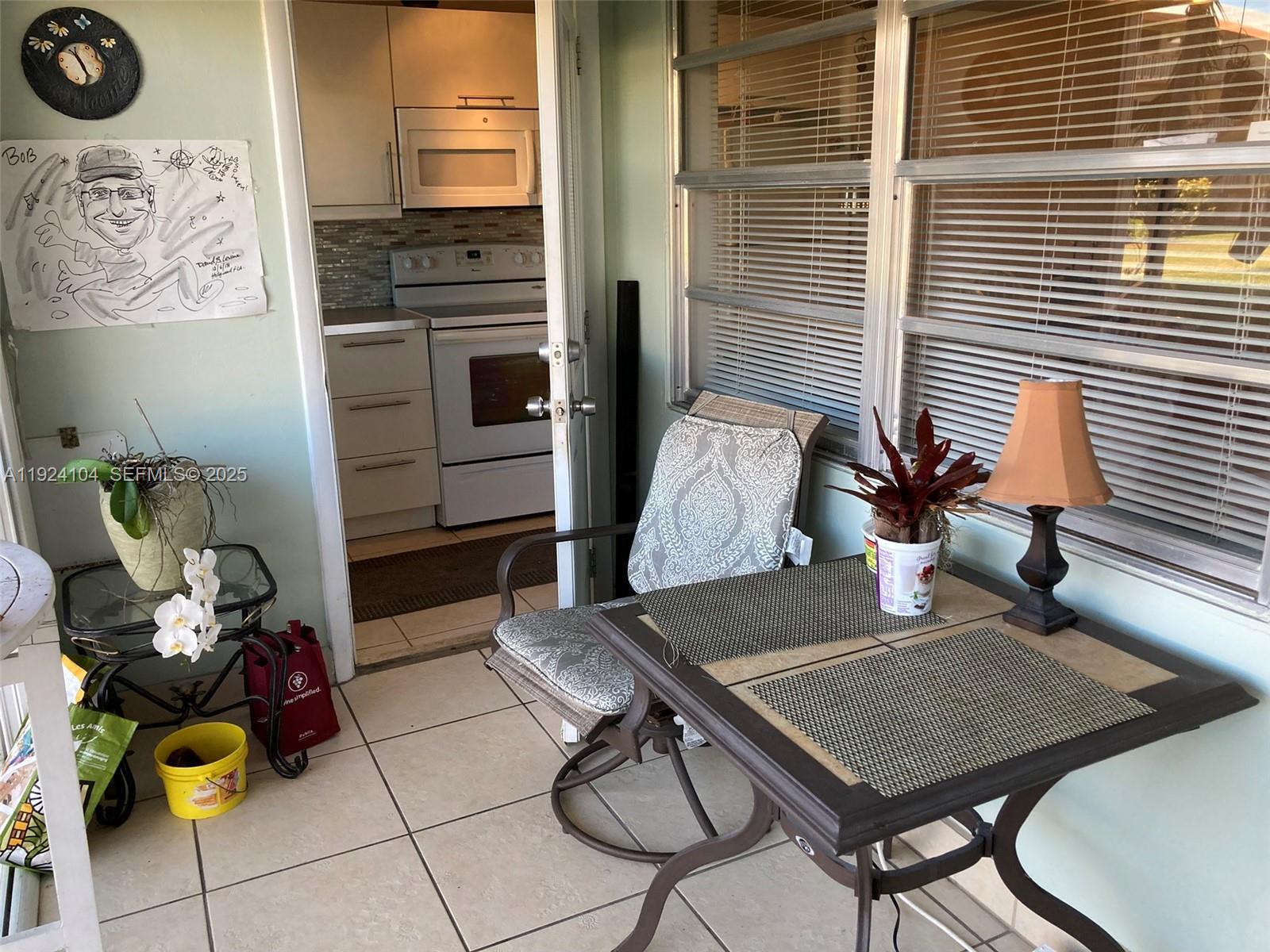 BEVERLY HILLS CONDO NUMBE - Residential