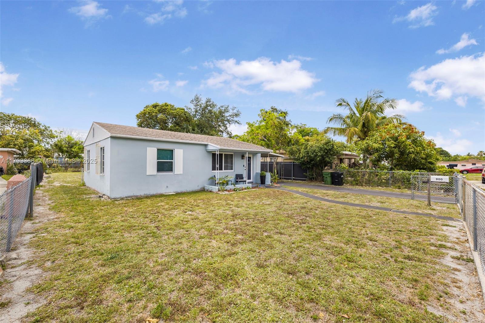900 NW 130th St
