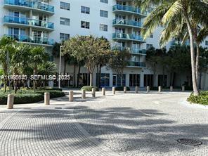19370 COLLINS AVE CU3