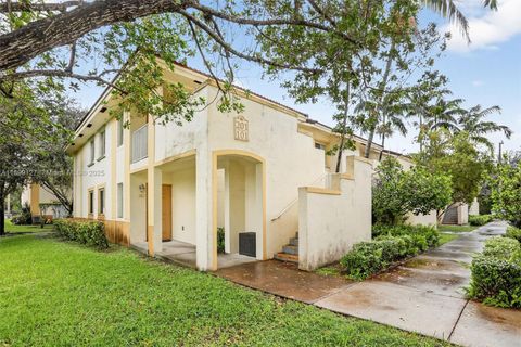 6235 SW 47th Mnr 201 Davie FL 33314