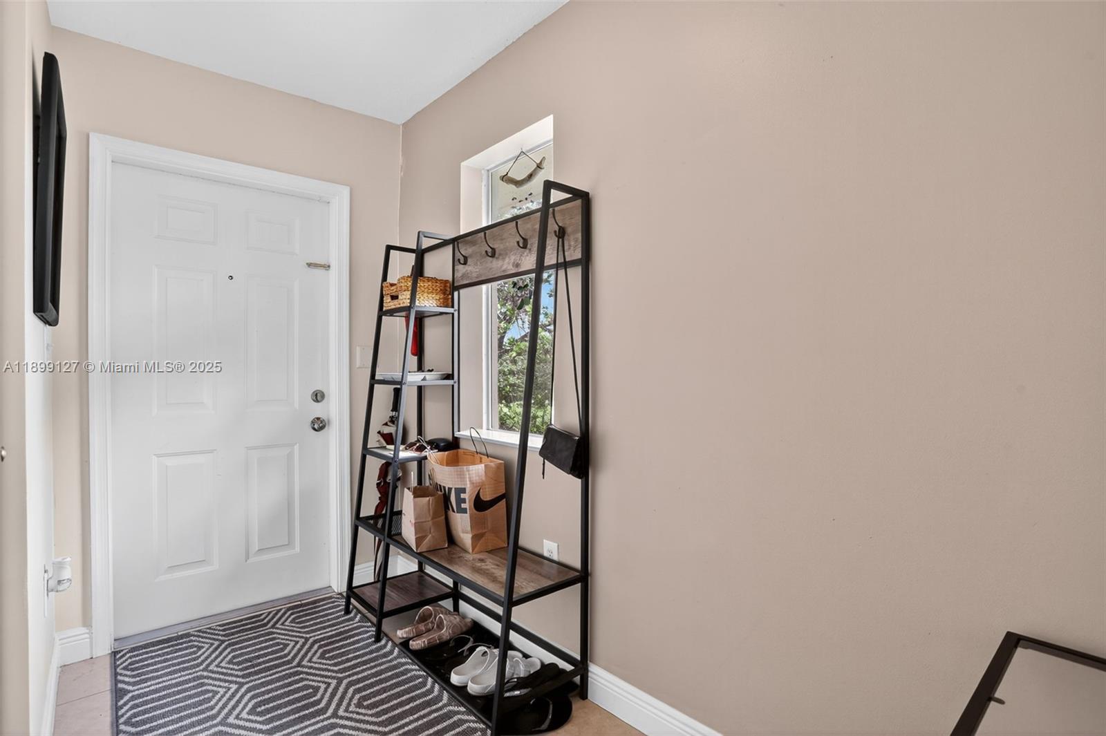 6235 SW 47th Mnr 201, Davie, FL, 33314/$355,000 2 6235 SW 47th Mnr 201