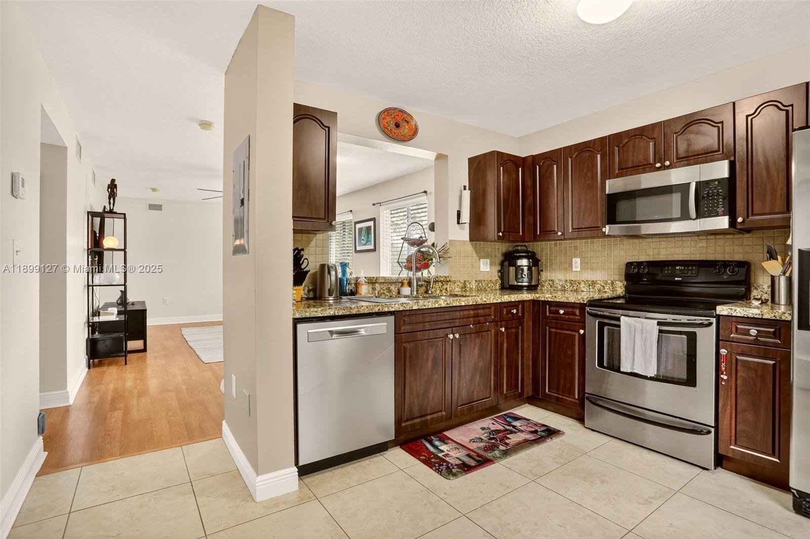 JASMINE LAKES II CONDO - Residential