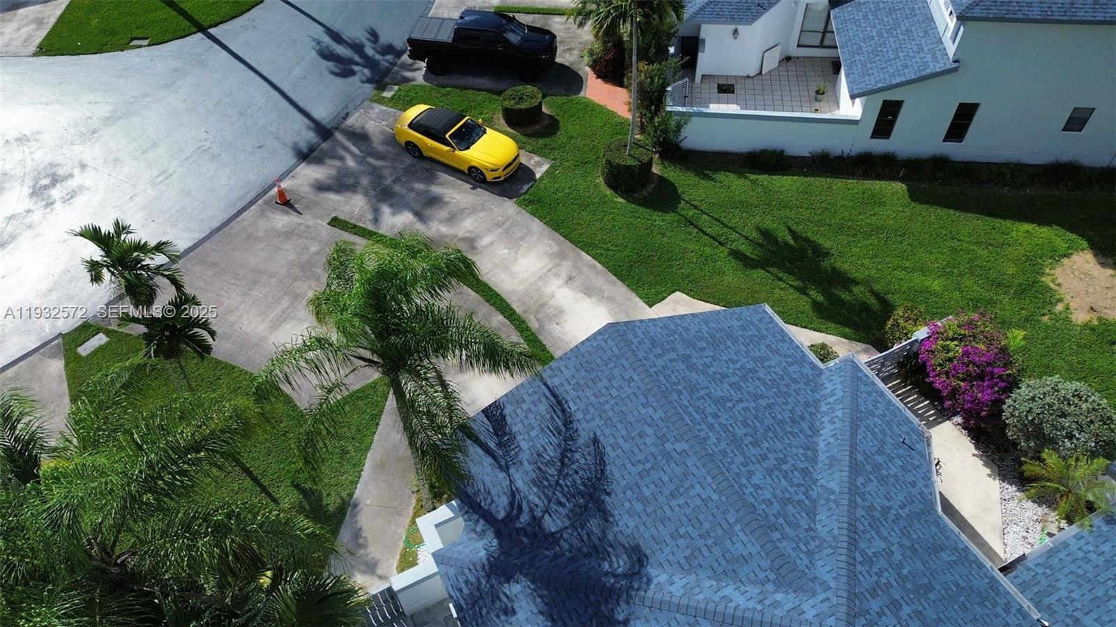 THE TOWNHOMES OF DORAL OA - Residential