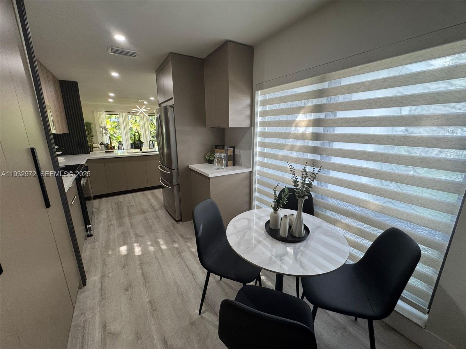 THE TOWNHOMES OF DORAL OA - Residential