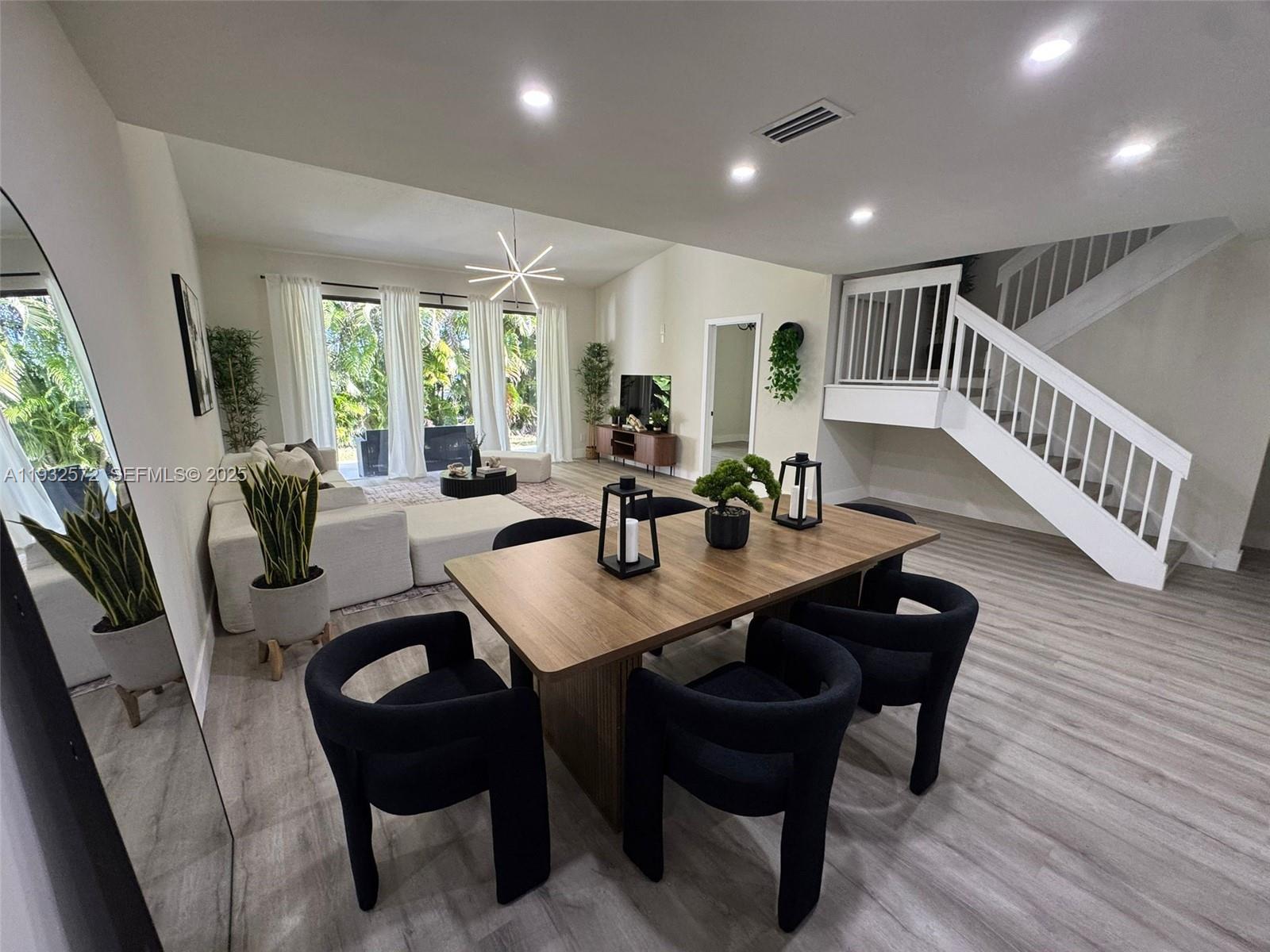 THE TOWNHOMES OF DORAL OA - Residential