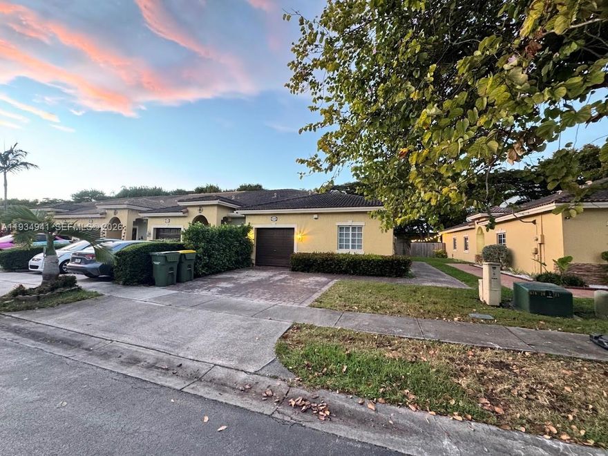 This beautiful villa style townhome is a corner unit with 3 Bedrooms, 2 Bathroom, open floorplan and fully updated kitchen and bathrooms, tall ceilings, covered patio and a one car garage, It is located in Ventura at Malibu Bay which is a resort style community in Homestead Florida that features clubhouse, gym, swimming pool and jog path with low maintenance fees. Easy to show.