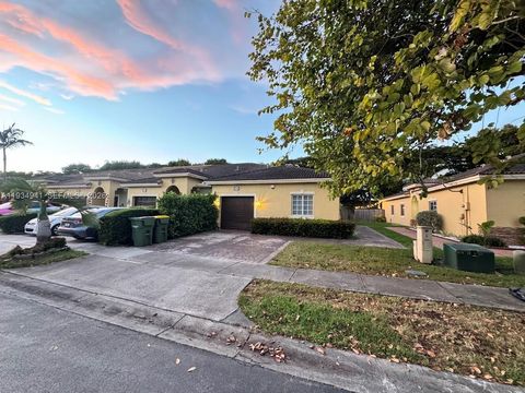 Photo of 1236 NE 32nd Ave, Homestead, FL 33033 (MLS # A11934941)