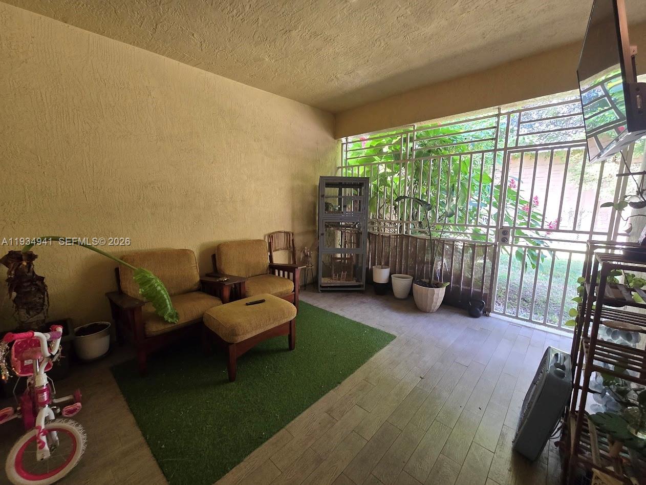 VENTURA AT MALIBU BAY - Residential