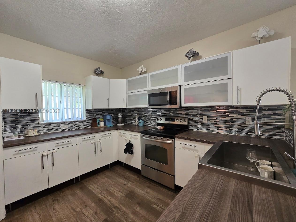 VENTURA AT MALIBU BAY - Residential