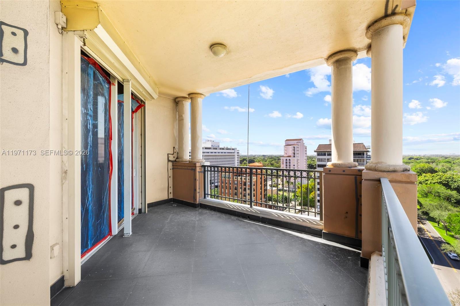 GABLES ON THE GREEN CONDO - Residential