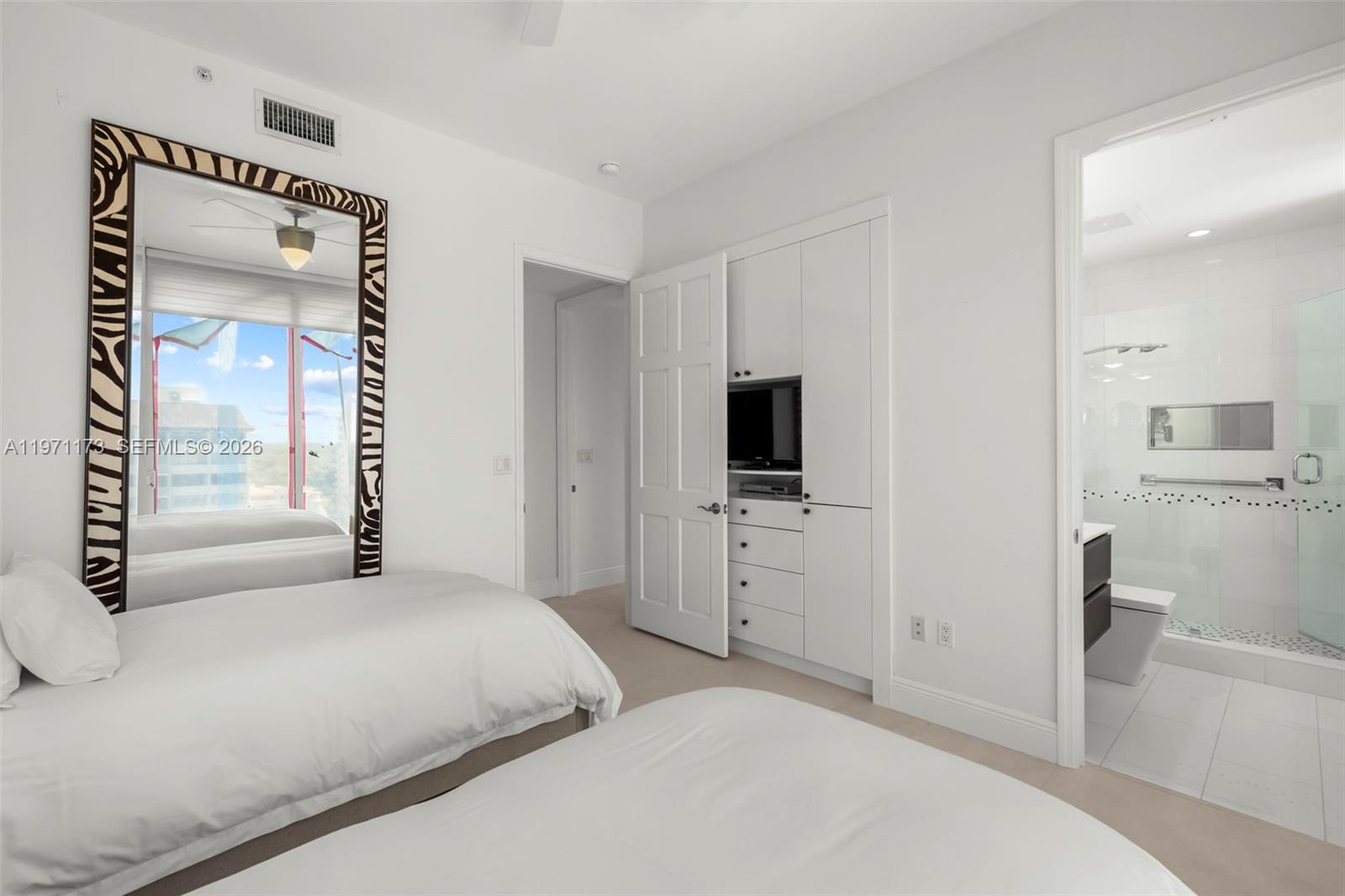 GABLES ON THE GREEN CONDO - Residential