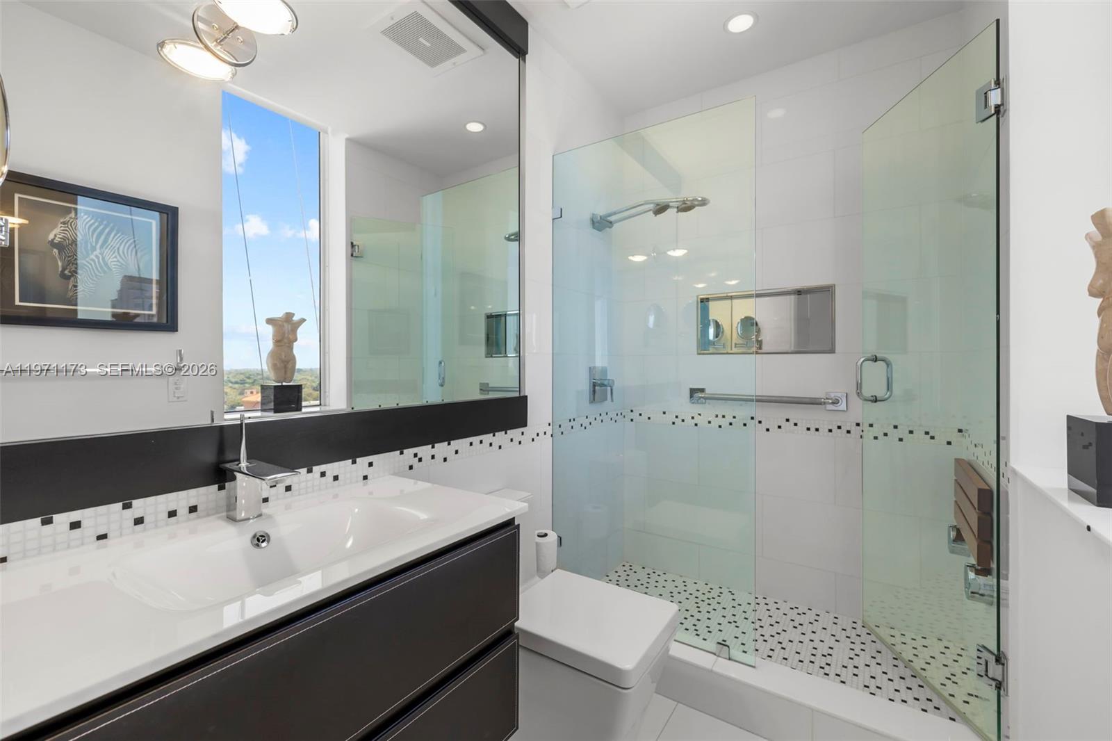 GABLES ON THE GREEN CONDO - Residential