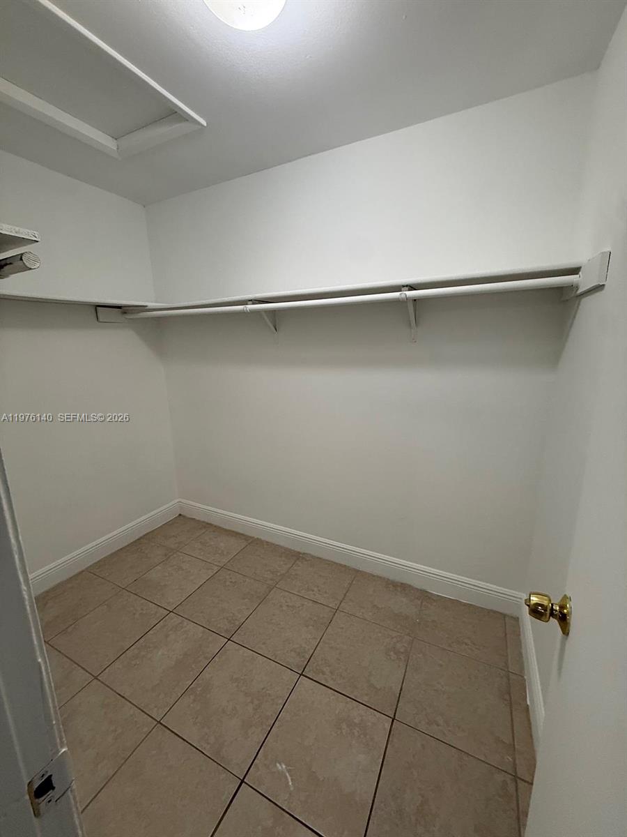 PRESERVE AT AVERY LAKES - Residential Lease