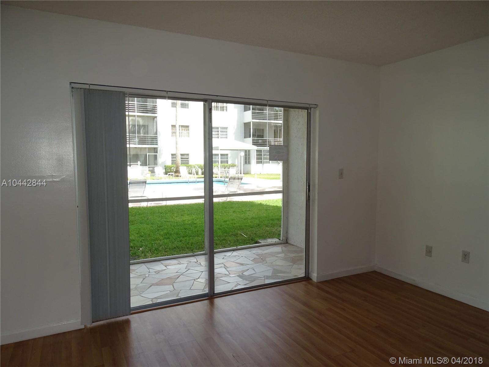 QUAIL RUN OF SUNRISE UNIT - Residential