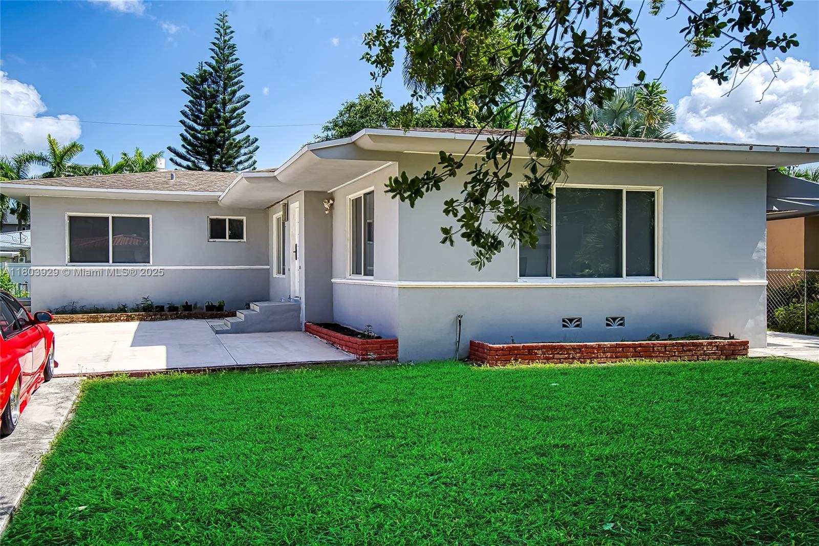 1600 Ne 110th Ter 1600, Miami, Broward County, Florida - 2 Bedrooms  
1 Bathrooms - 