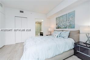 BRICKELL HEIGHTS EAST CON - Residential