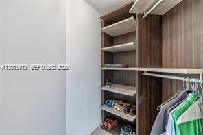 BRICKELL HEIGHTS EAST CON - Residential