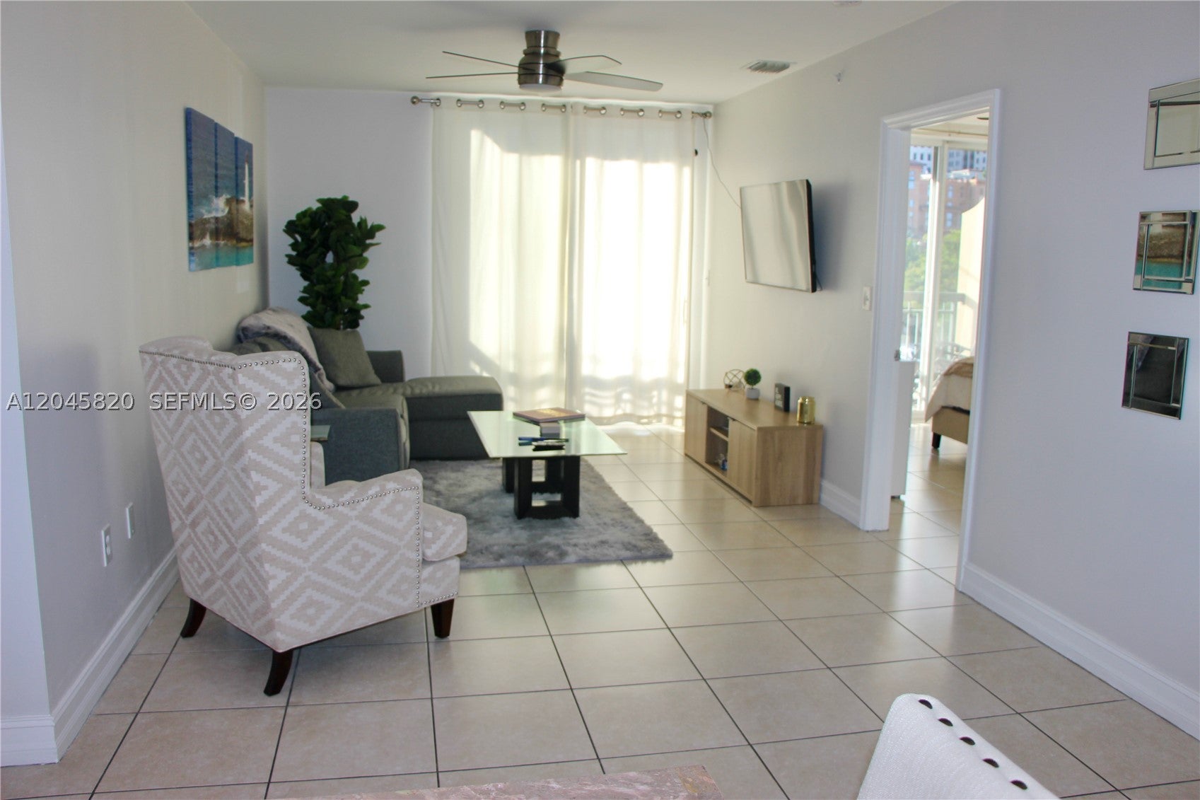 2501 Douglas Rd 304