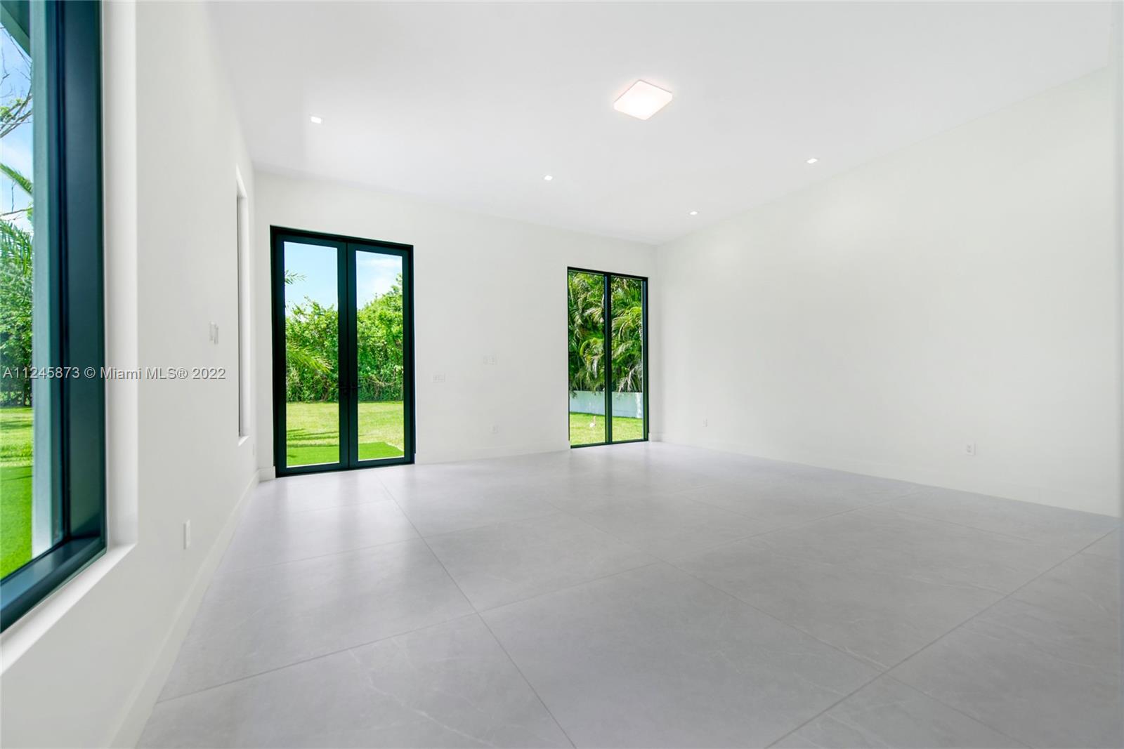 Killian Oaks - Residential