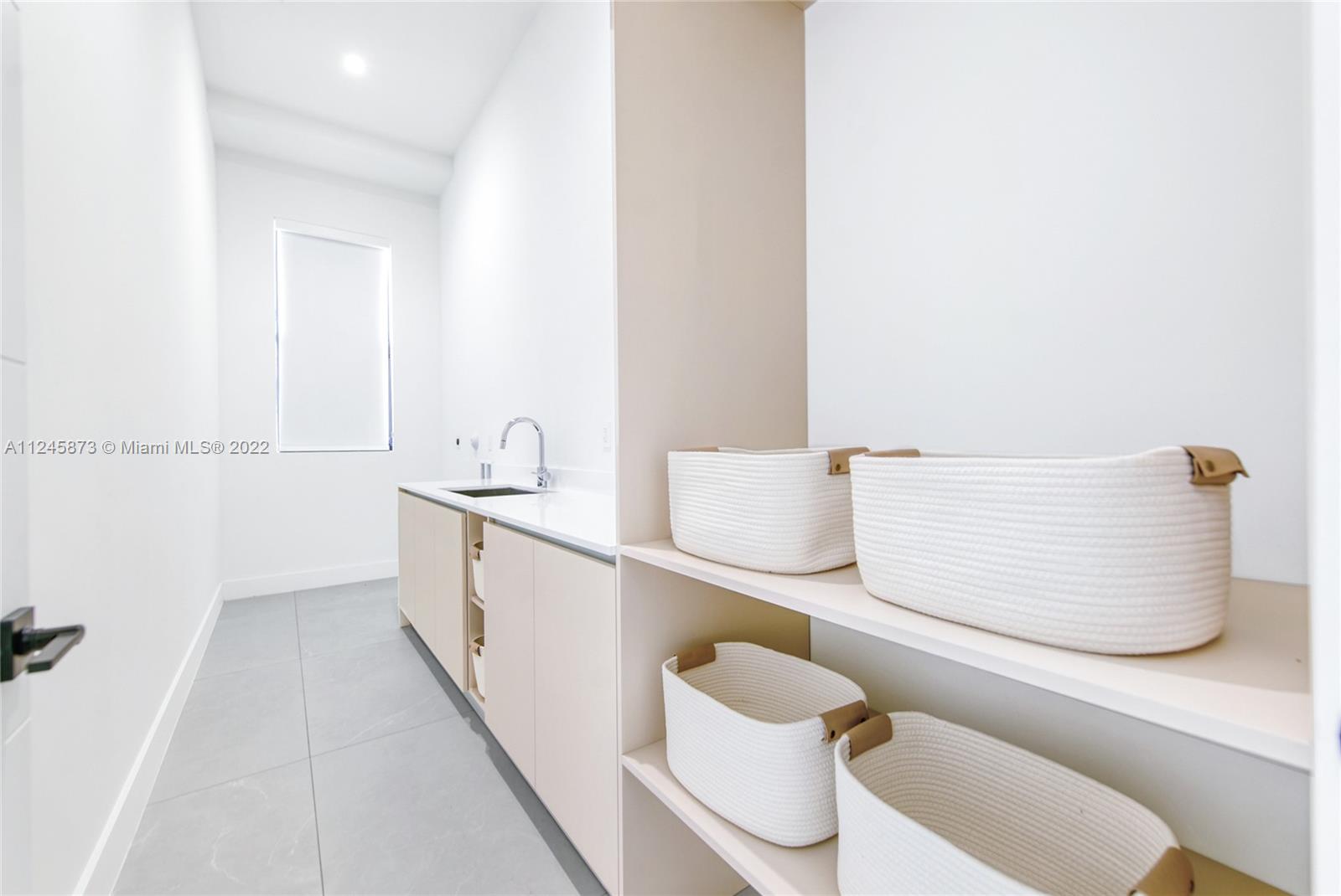 Killian Oaks - Residential