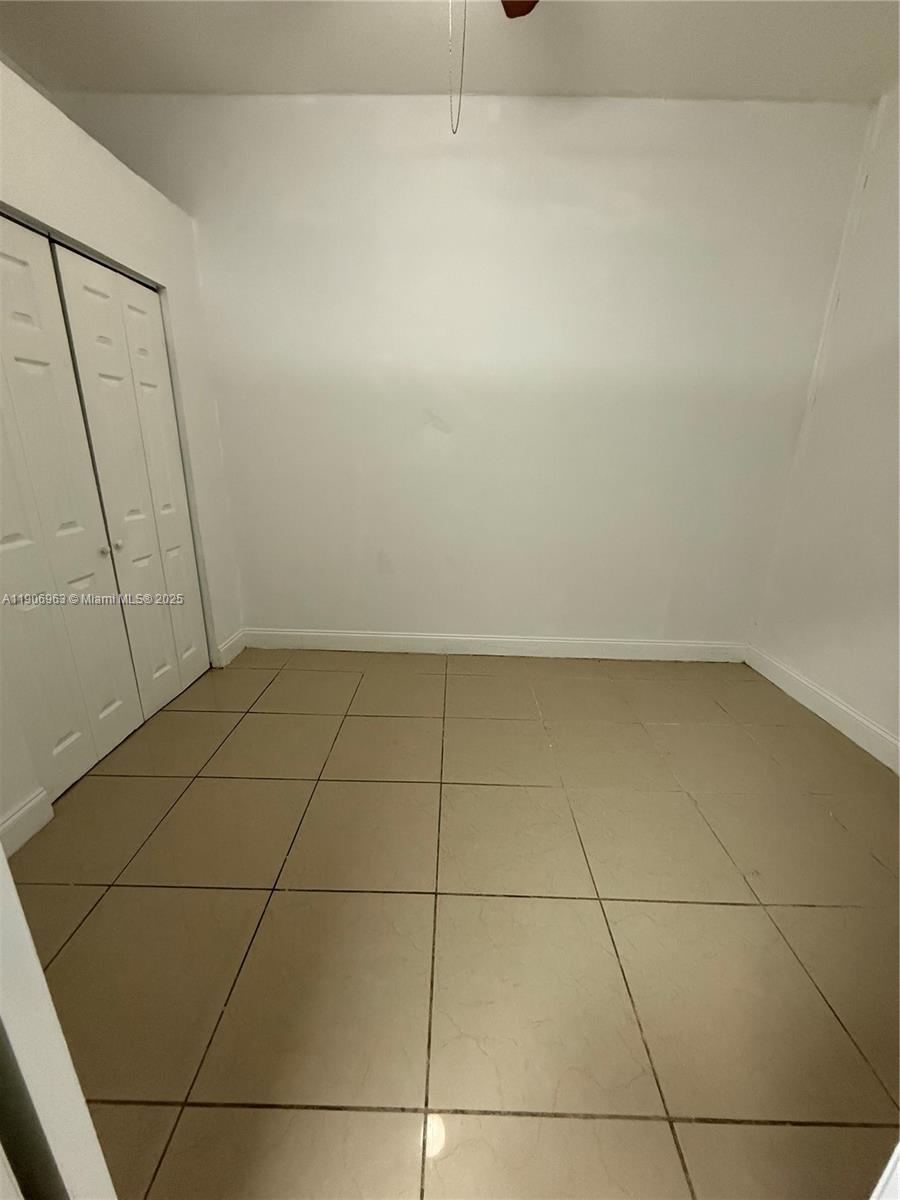 SILVER PALM HOMES - Residential Lease