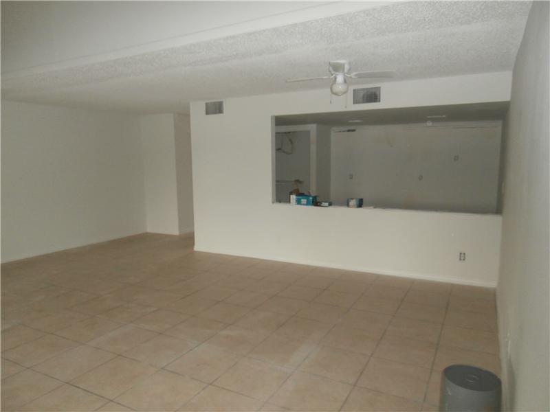 WOODSCAPE CONDO - Residential Lease