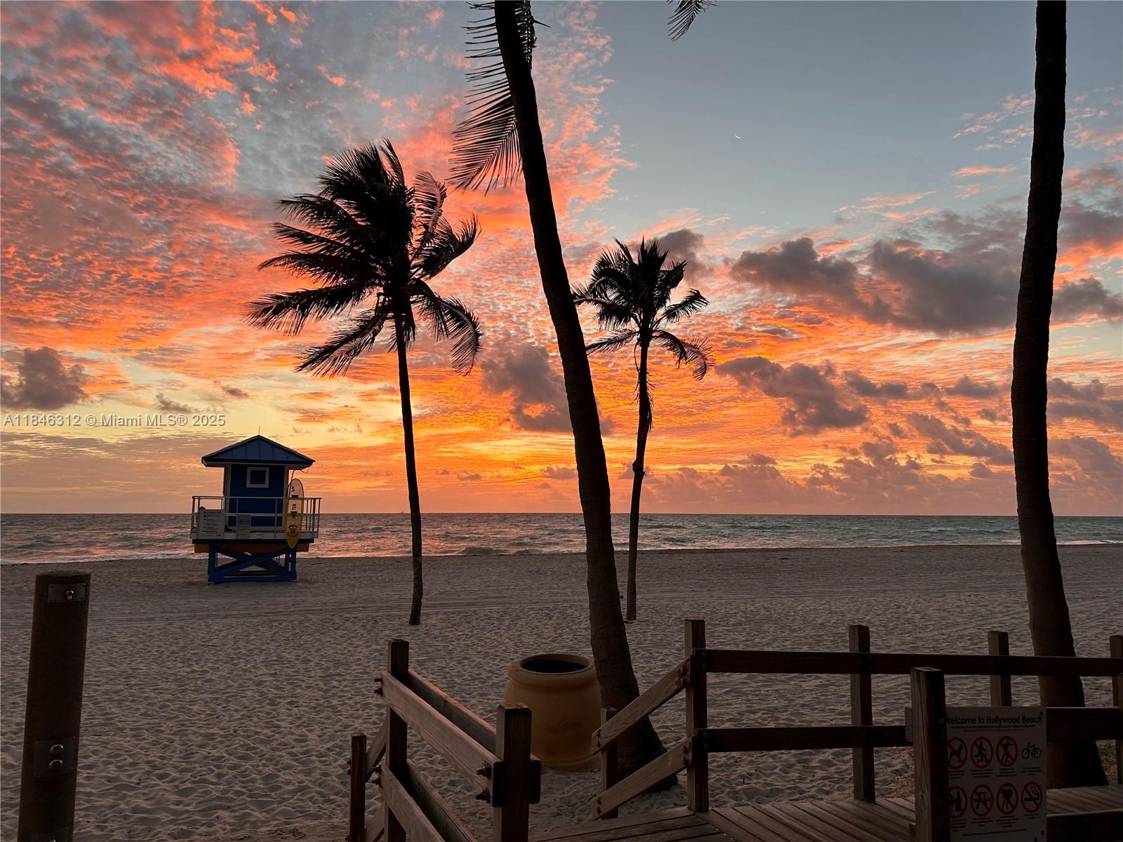 WATERWAY @ HOLLYWOOD - Residential Lease