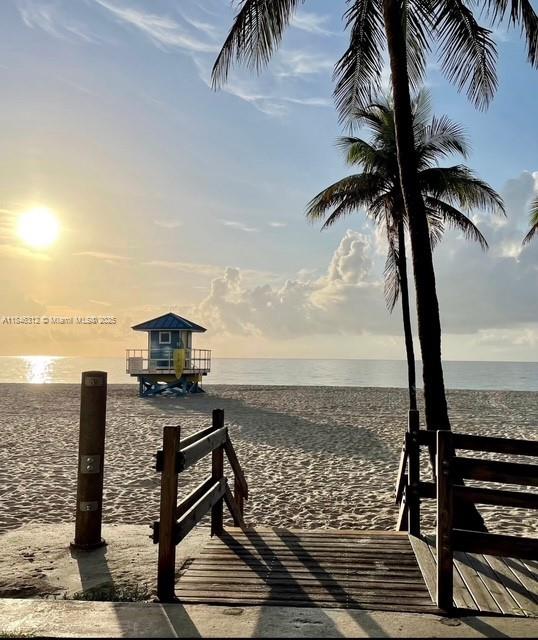 WATERWAY @ HOLLYWOOD - Residential Lease