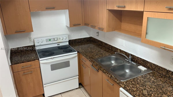 13700 NE 6TH AVE APT 213, NORTH MIAMI, FL 33161 - Image e79e8e5984fca0e5c730332a2d59be25/3241235263