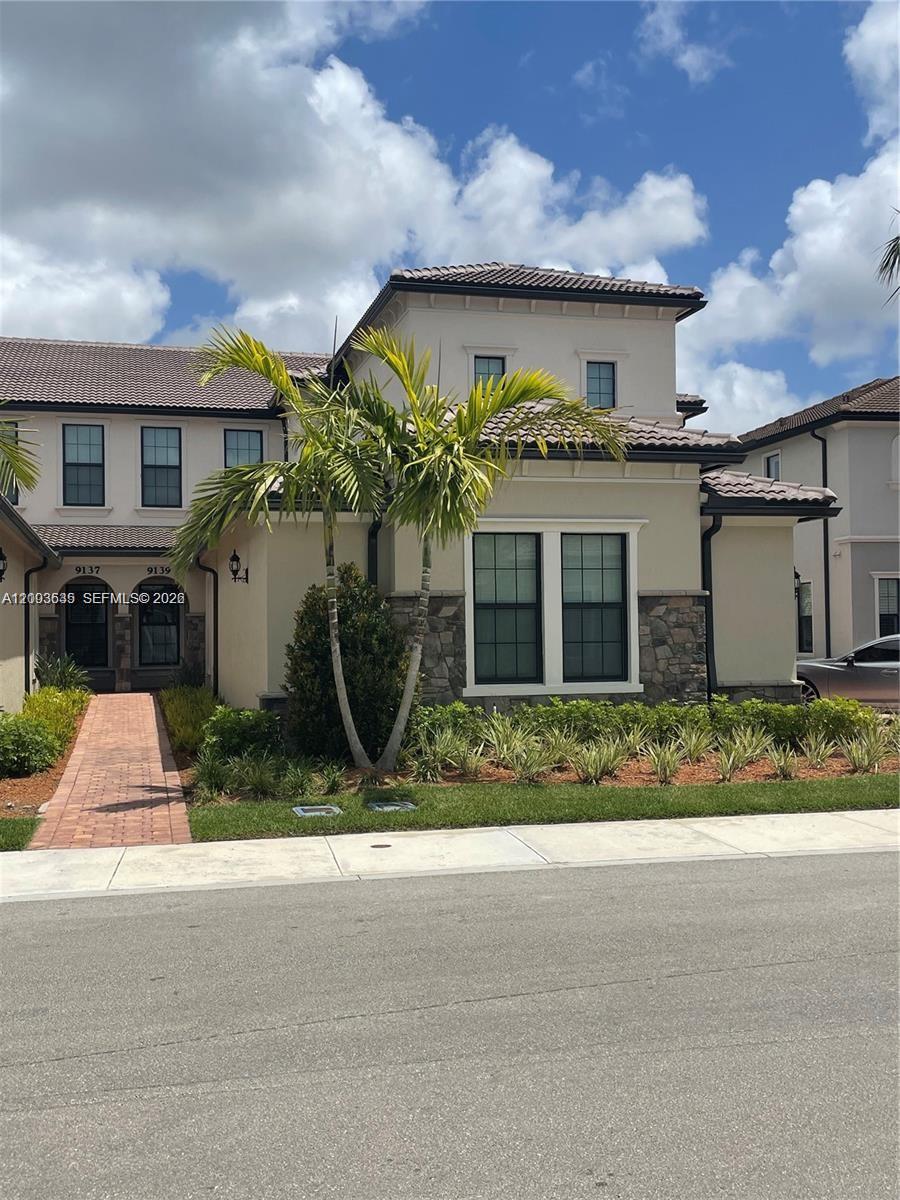 Boca Flores - Residential Lease