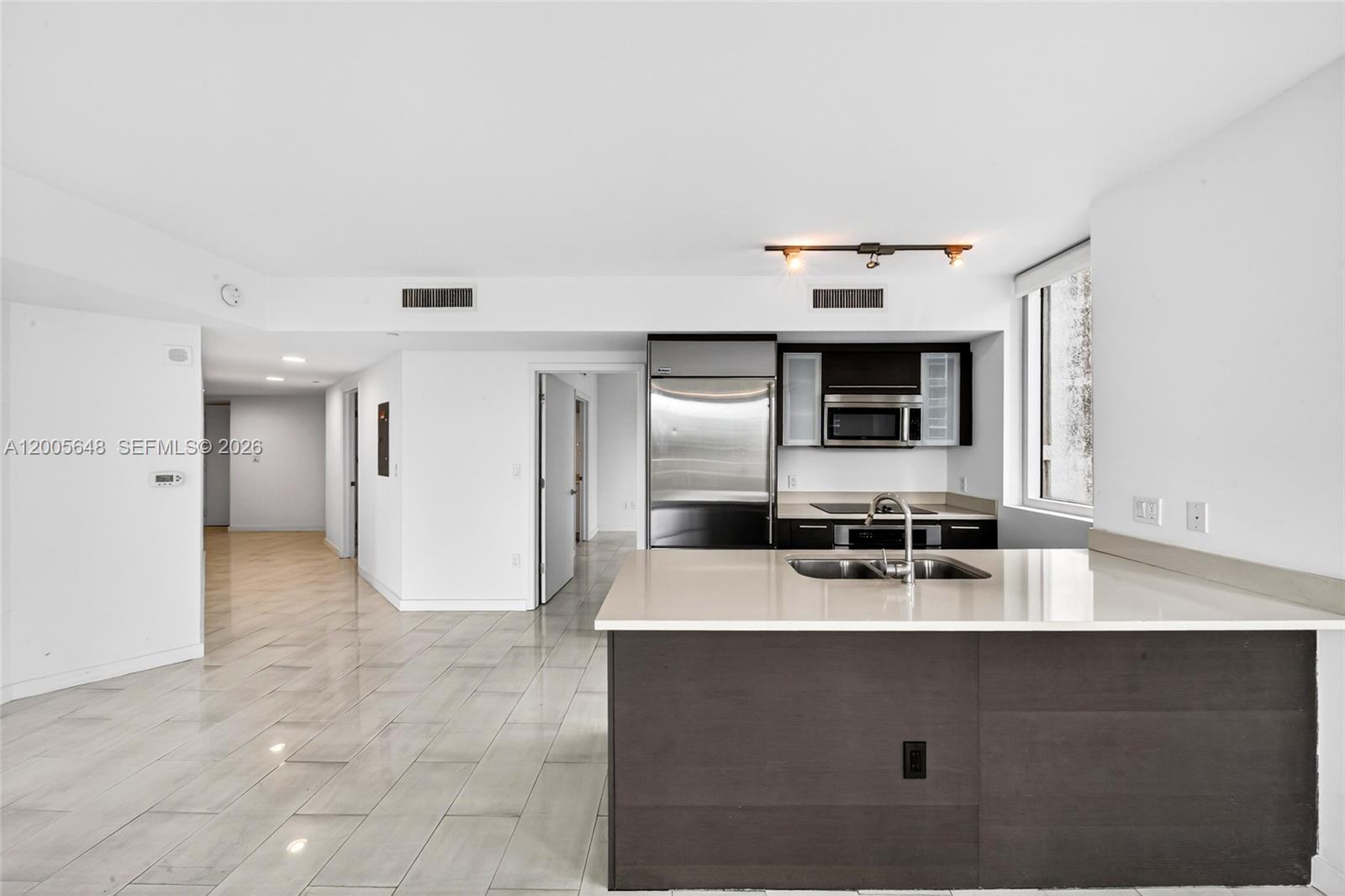 500 BRICKELL EAST CONDO - Residential