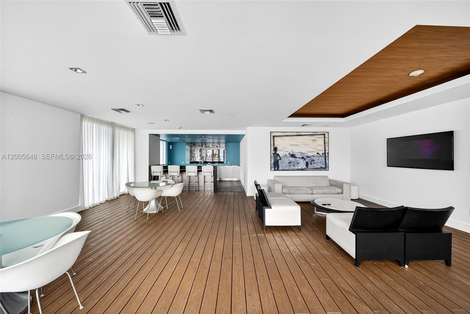 500 BRICKELL EAST CONDO - Residential