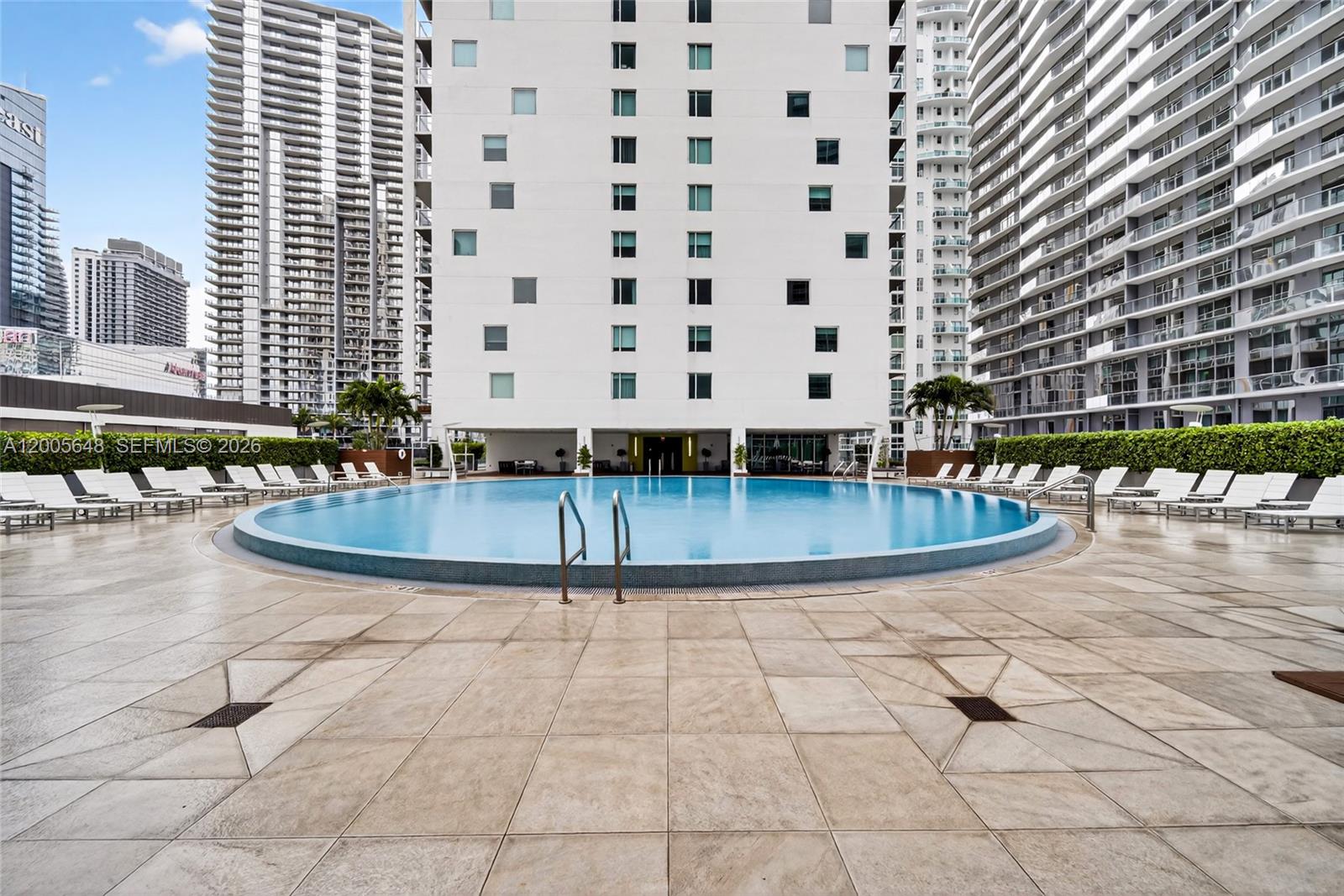 500 BRICKELL EAST CONDO - Residential