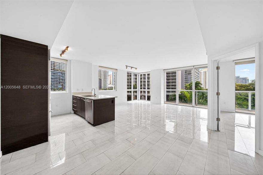 Incredible turnkey corner unit rarely available in 500 Brickell East with floor to ceiling windows filled with an abundance of natural light in every corner! Vacant and ready for its next owner! The parking space is located on the same floor of the unit which makes it ideal, walk only a few steps from your car to your unit no need to get in the elevator.European open style kitchen with top of the line appliances, split floor plan, black out and sun shades on every window throughout the unit. The unit was just professionally painted and the floors were professionally cleaned and restored to like new condition. Located right in the heart of Brickell, a few steps from Brickell City Center and all Brickell has to offer. 500 Brickell offers amazing amenities with two pools including one roof top pool, fitness center, sports bar room, and spa.