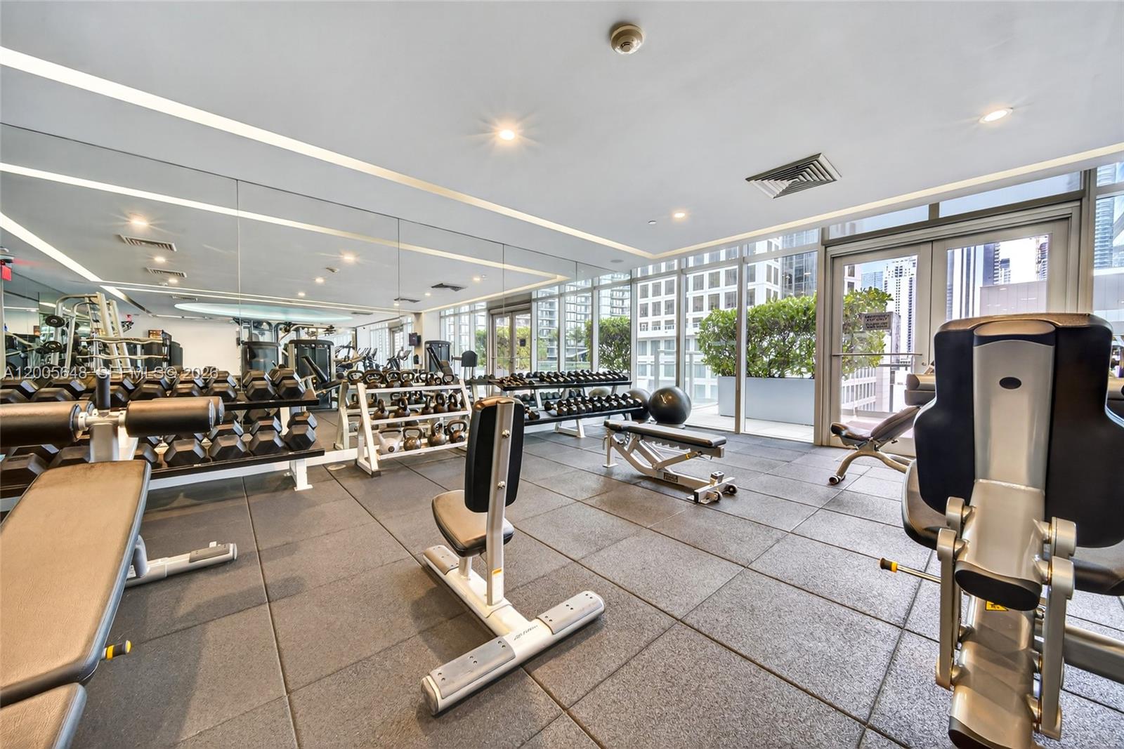 500 BRICKELL EAST CONDO - Residential