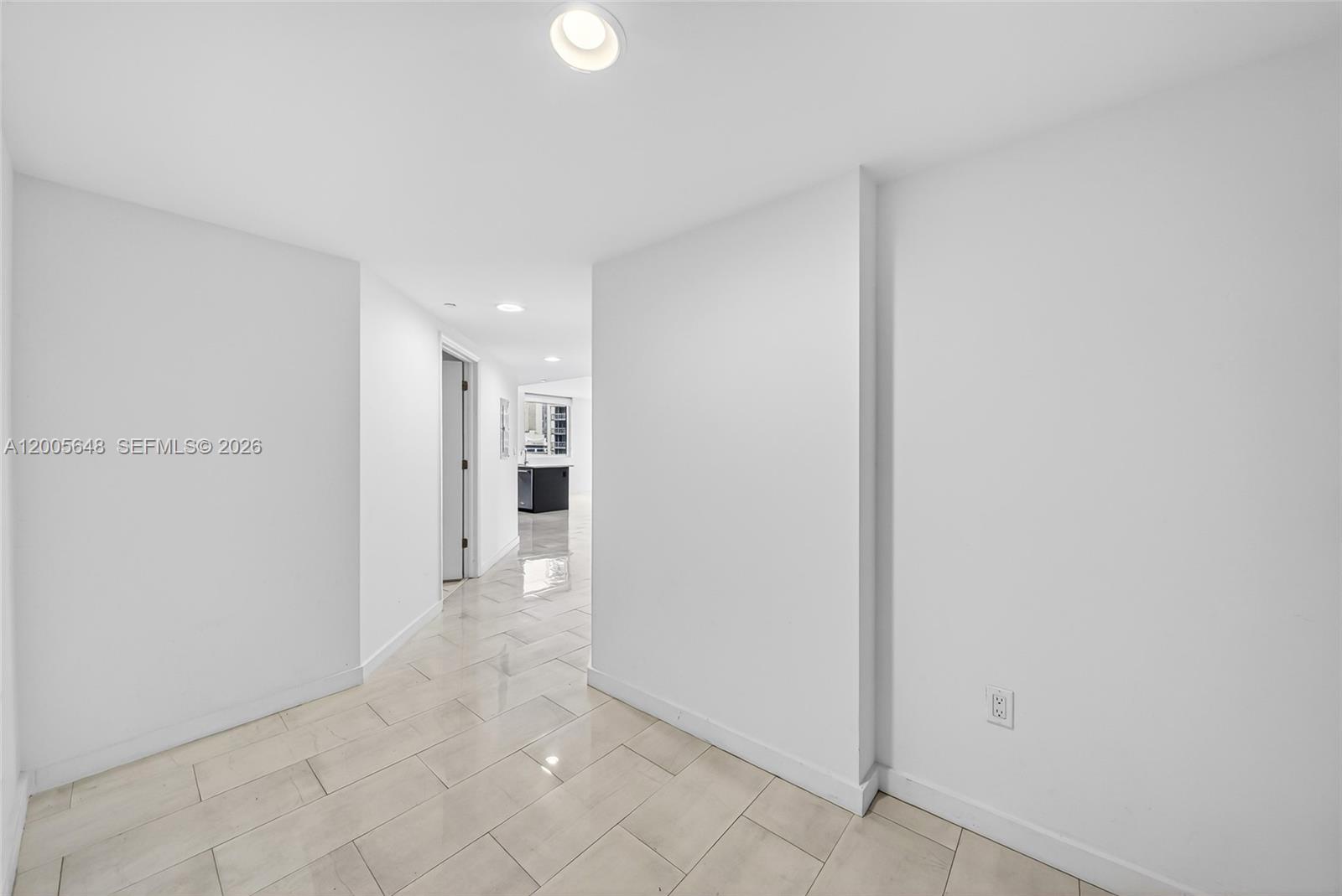 500 BRICKELL EAST CONDO - Residential