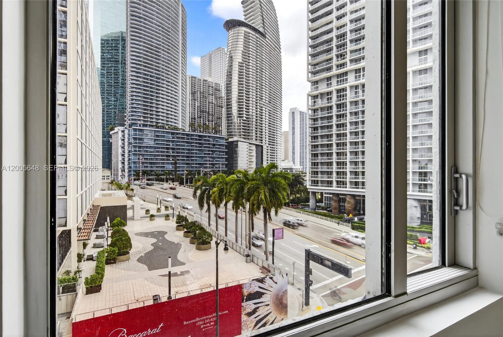 500 BRICKELL EAST CONDO - Residential